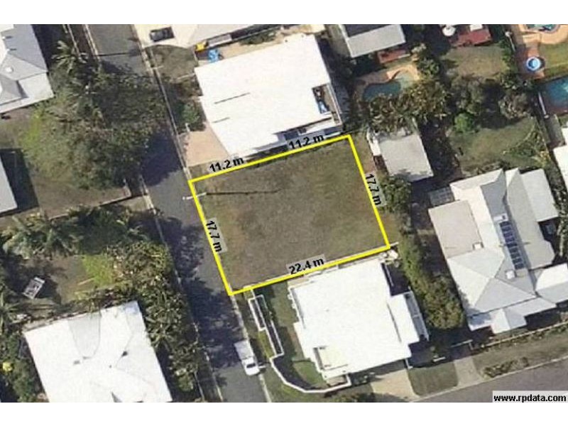 3 Petersen St, Wynnum QLD 4178