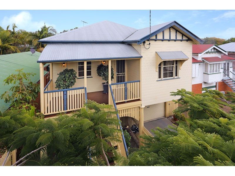 18 Tingal Road, Wynnum QLD 4178