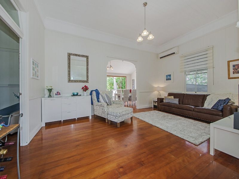 73 Coreen Steet, Wynnum QLD 4178