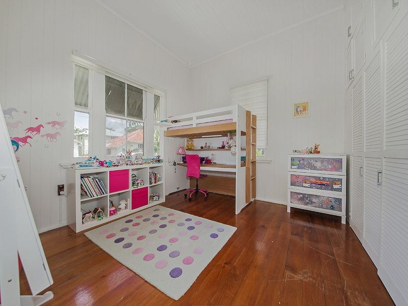 73 Coreen Steet, Wynnum QLD 4178