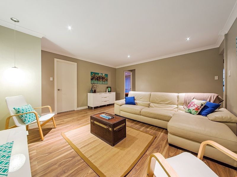 16 Ethion Drive, Regents Park QLD 4118