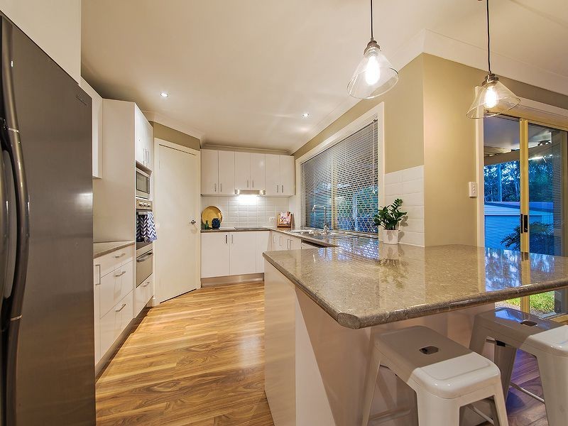 16 Ethion Drive, Regents Park QLD 4118
