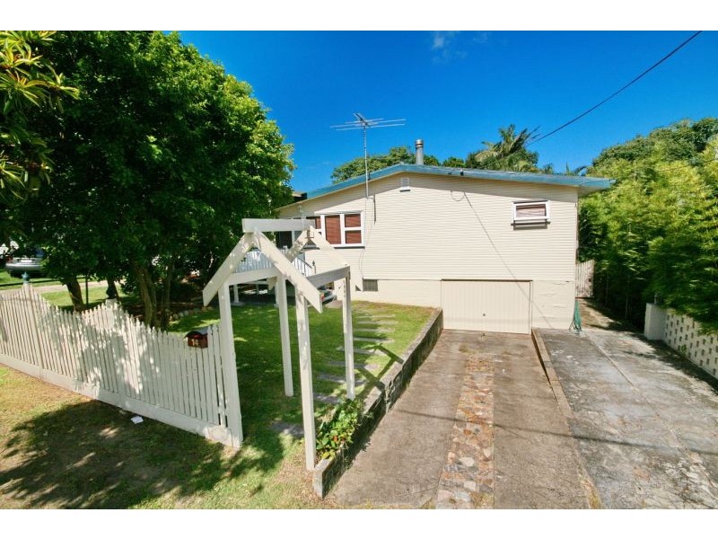 14 Greta Street, Manly West QLD 4179