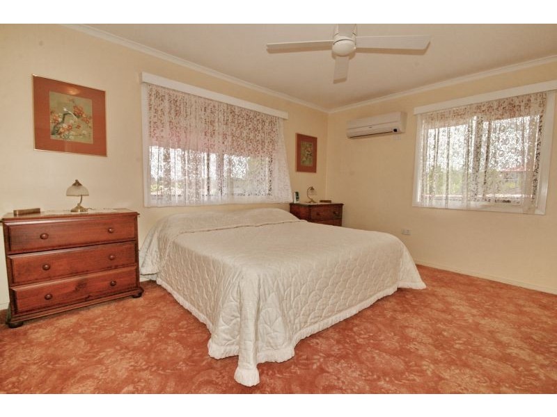 19 Lorelei Street, Manly West QLD 4179