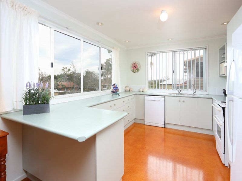 23 Grainger Street, Wynnum West QLD 4178