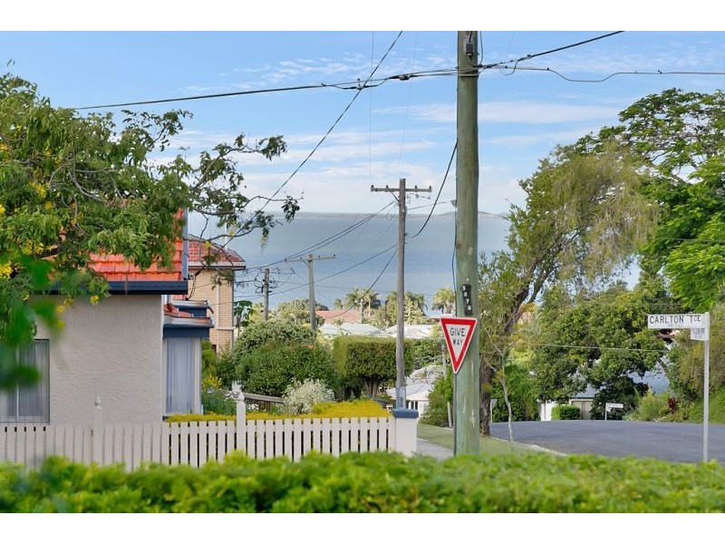 67 Carlton Terrace, Wynnum QLD 4178