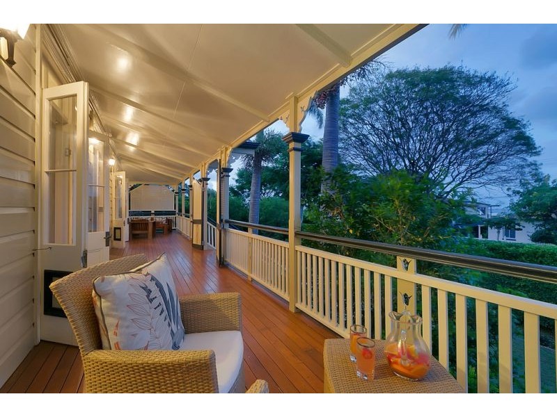 67 Carlton Terrace, Wynnum QLD 4178