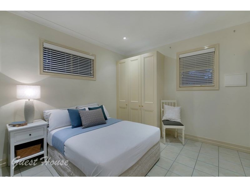 67 Carlton Terrace, Wynnum QLD 4178