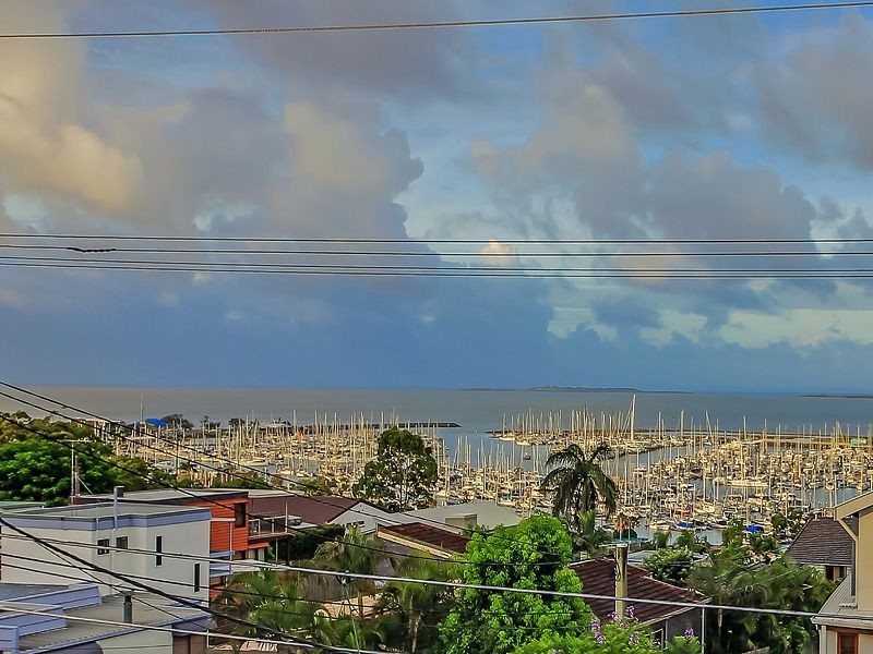 105 Oceana Terrace, Manly QLD 4179