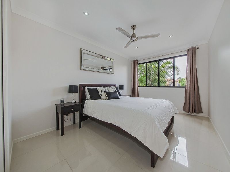 7 School Road, Wynnum West QLD 4178