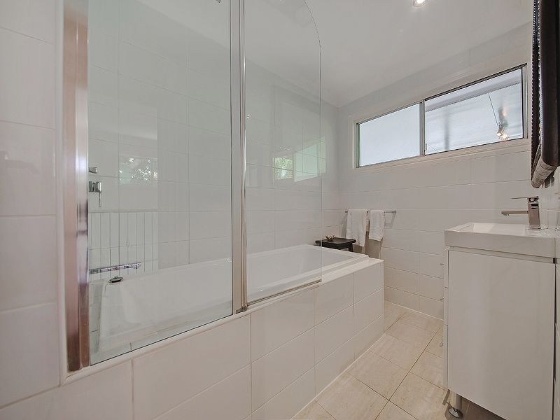 7 School Road, Wynnum West QLD 4178