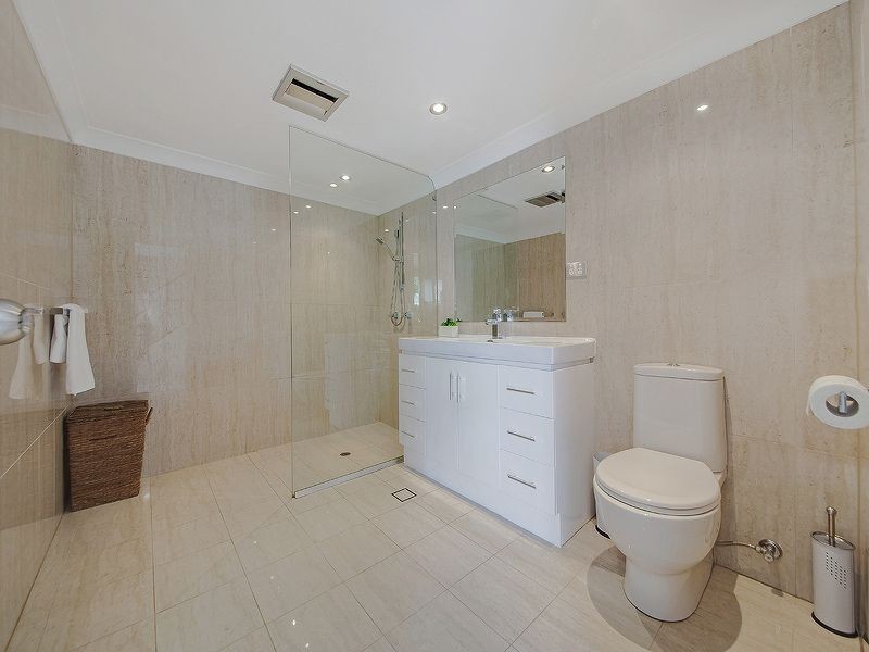 7 School Road, Wynnum West QLD 4178