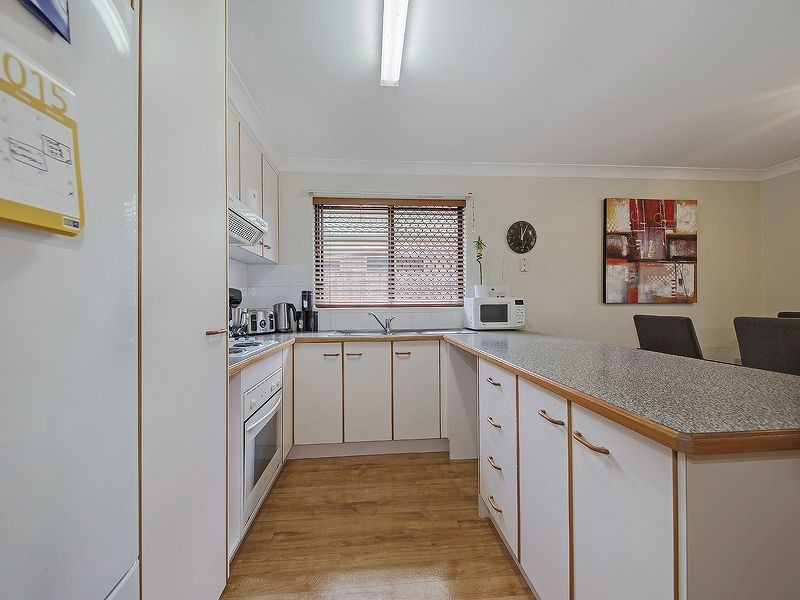 10 Gum Street, Wynnum QLD 4178