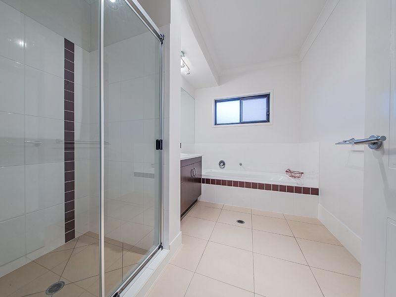 31 Behan Crescent, Wakerley QLD 4154