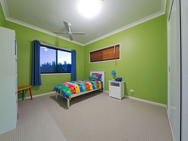 31 Behan Crescent, Wakerley QLD 4154