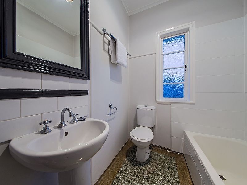 197 Stradbroke Avenue, Wynnum QLD 4178