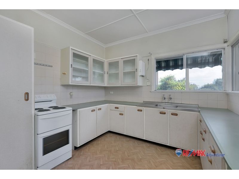5 Primrose Pde, Wynnum West QLD 4178