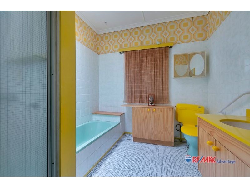 5 Primrose Pde, Wynnum West QLD 4178