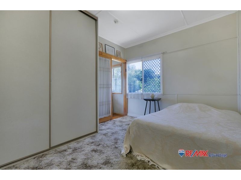 5 Primrose Pde, Wynnum West QLD 4178