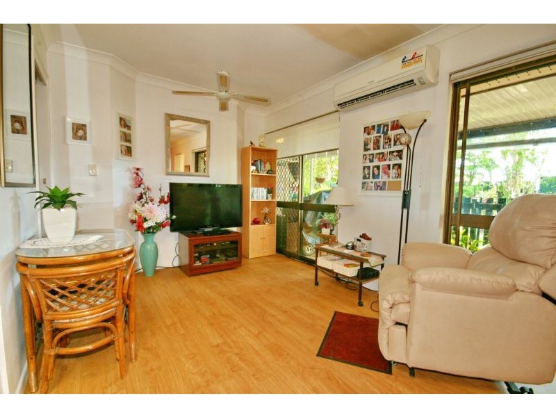10/15 Carmichael Court, Wynnum West QLD 4178