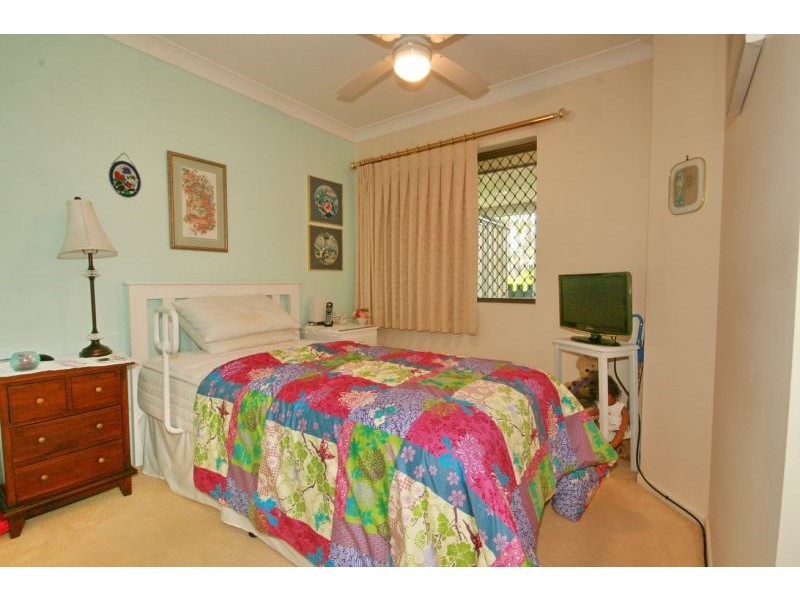 10/15 Carmichael Court, Wynnum West QLD 4178