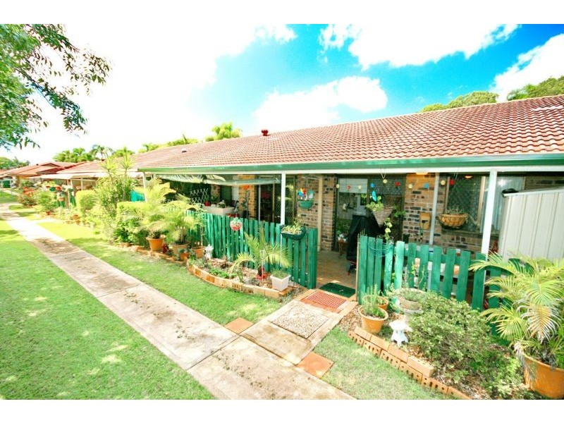 10/15 Carmichael Court, Wynnum West QLD 4178