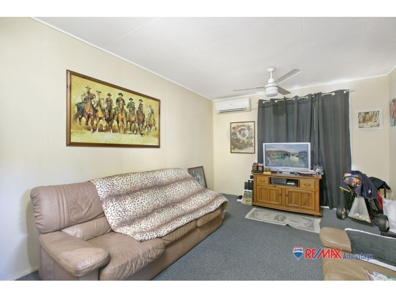 4 Empire Ave, Manly West QLD 4179