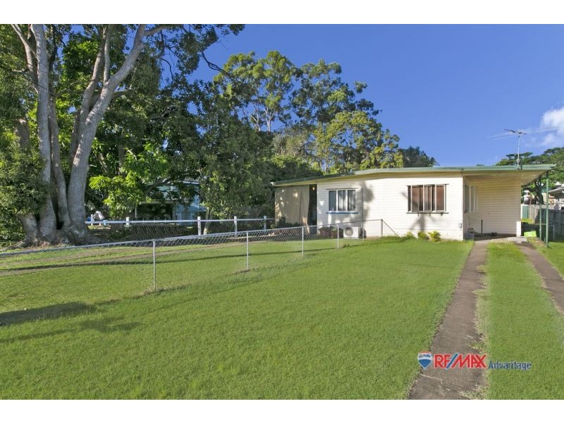 4 Empire Ave, Manly West QLD 4179