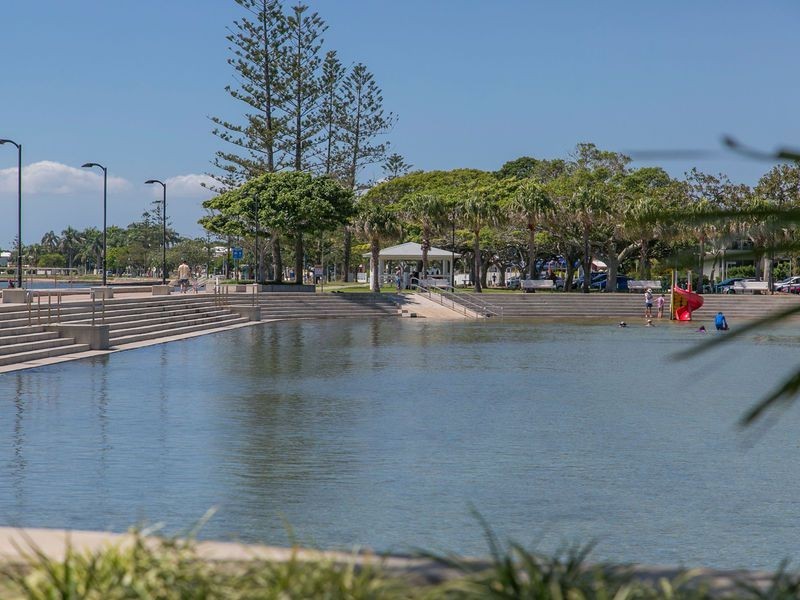 2/15 Charlotte Street, Wynnum QLD 4178