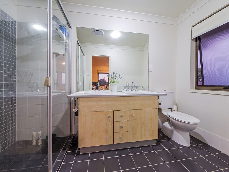 48 Yarra Road, Wakerley QLD 4154