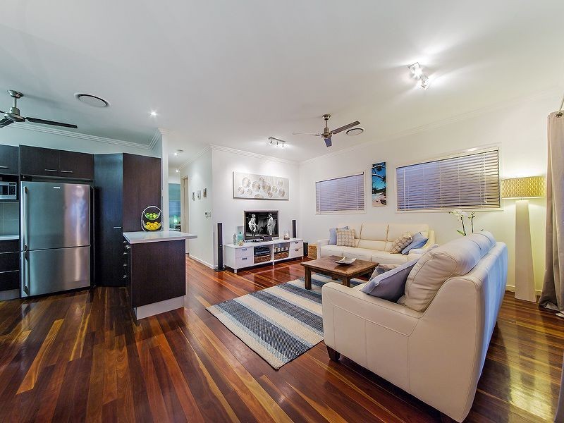 8 Shepherd Street, Wynnum QLD 4178