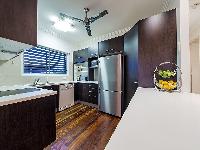 8 Shepherd Street, Wynnum QLD 4178