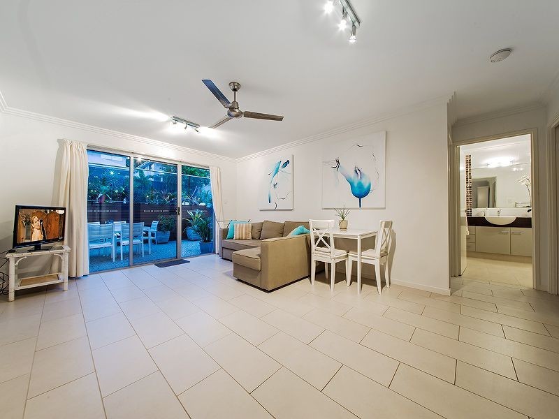 8 Shepherd Street, Wynnum QLD 4178