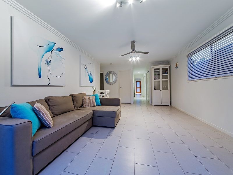 8 Shepherd Street, Wynnum QLD 4178