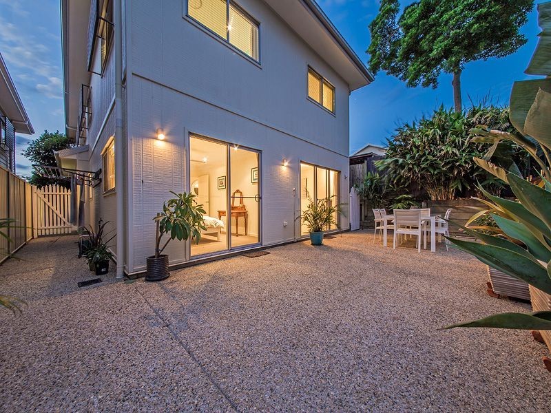 8 Shepherd Street, Wynnum QLD 4178