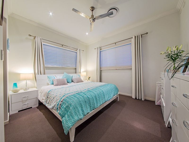 8 Shepherd Street, Wynnum QLD 4178