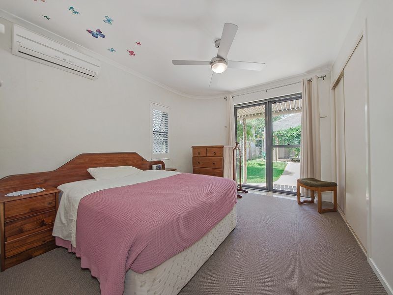 19 Earl Parade, Manly QLD 4179