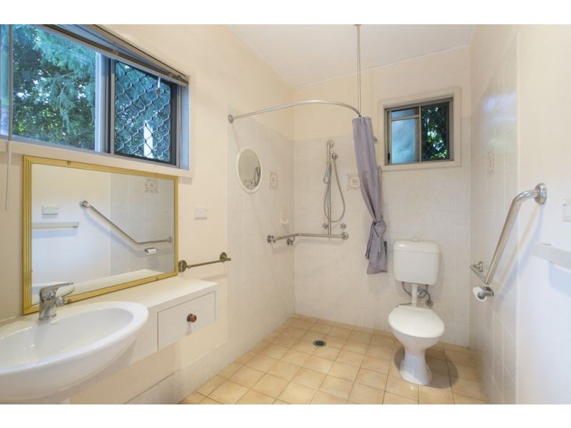 55 Bulgin Avenue, Wynnum West QLD 4178