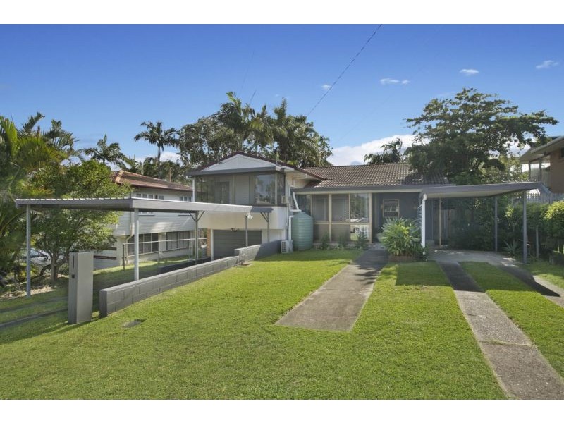 55 Bulgin Avenue, Wynnum West QLD 4178