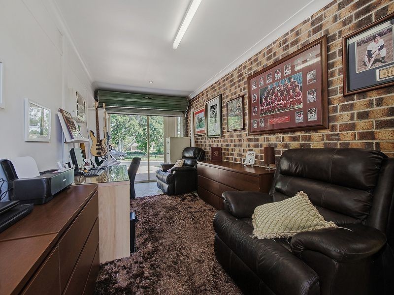 21 Jacaranda Street, Wynnum West QLD 4178