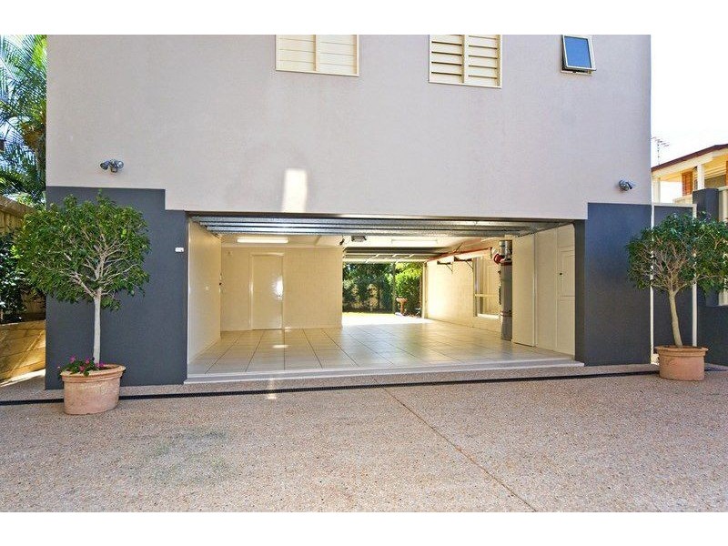 92 Kingsley Terrace, Manly QLD 4179