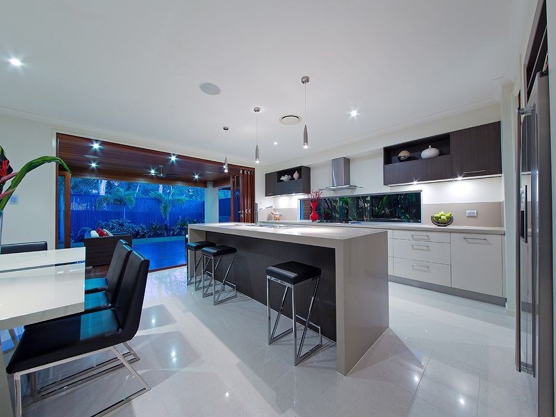 17 Feathertail place, Gumdale QLD 4154