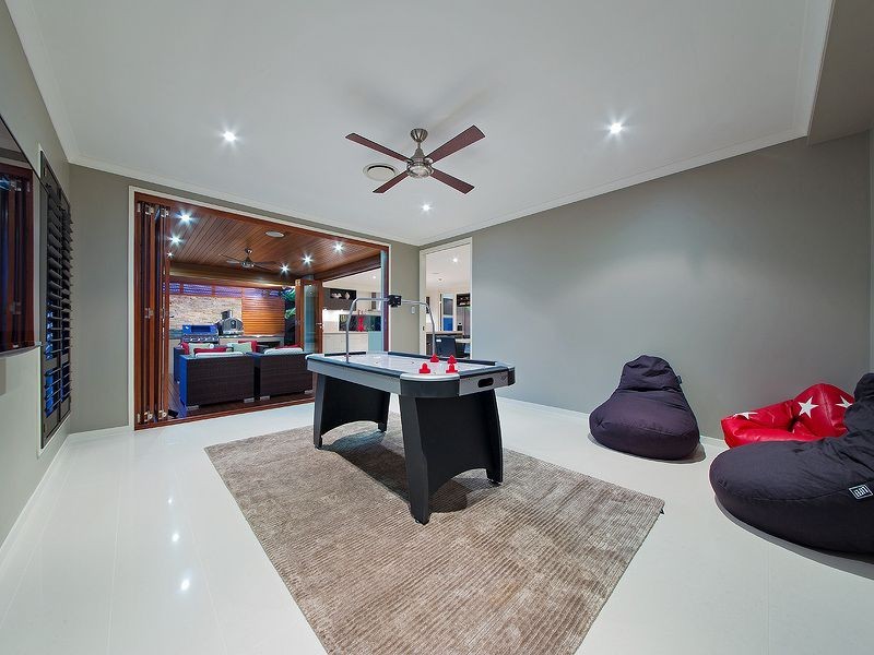 17 Feathertail place, Gumdale QLD 4154