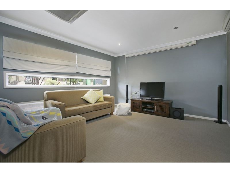 30 Talltrees Circuit, Wakerley QLD 4154