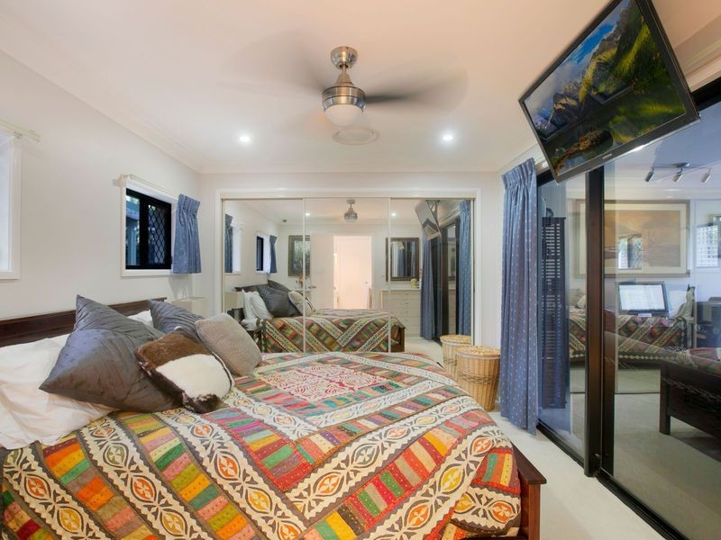 43 BOSTON, Belmont QLD 4153