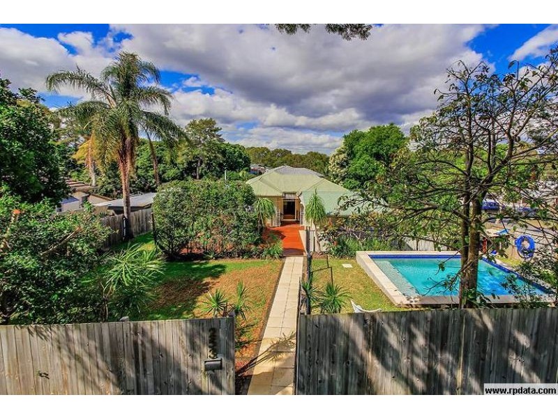253 Ernest Street, Lota QLD 4179