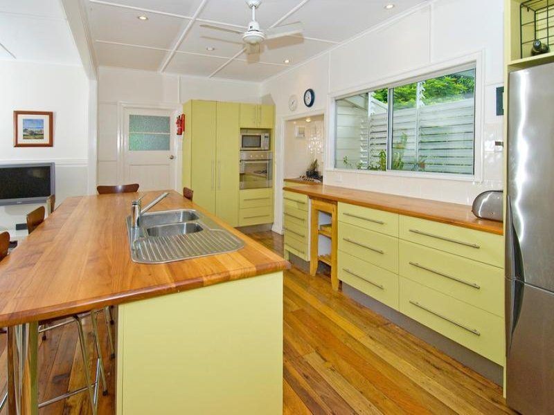 253 Ernest Street, Lota QLD 4179
