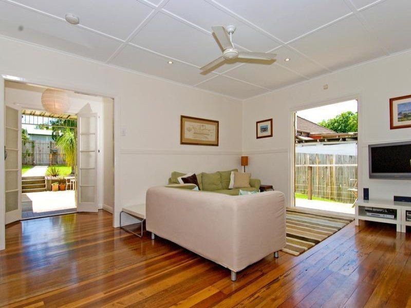 253 Ernest Street, Lota QLD 4179