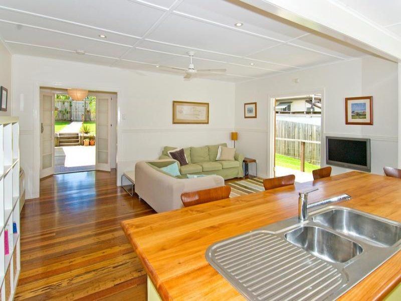 253 Ernest Street, Lota QLD 4179