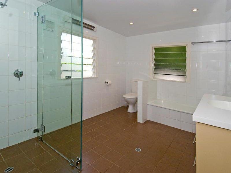 253 Ernest Street, Lota QLD 4179